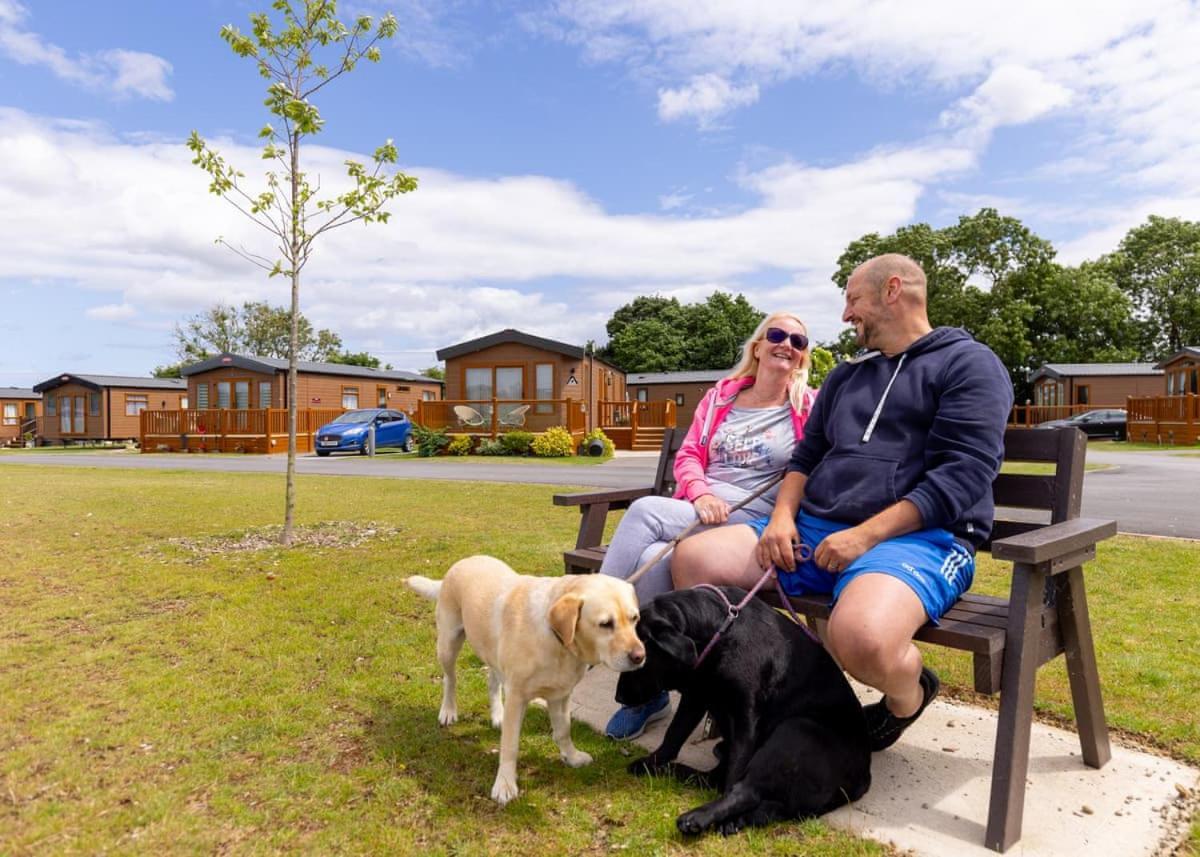 High Farm Holiday Park Routh ภายนอก รูปภาพ